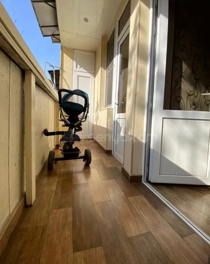 4 Սենյականոց Բնակարան, 95քմ, 3/10 հարկ, Դիզայներական Վերանորոգված