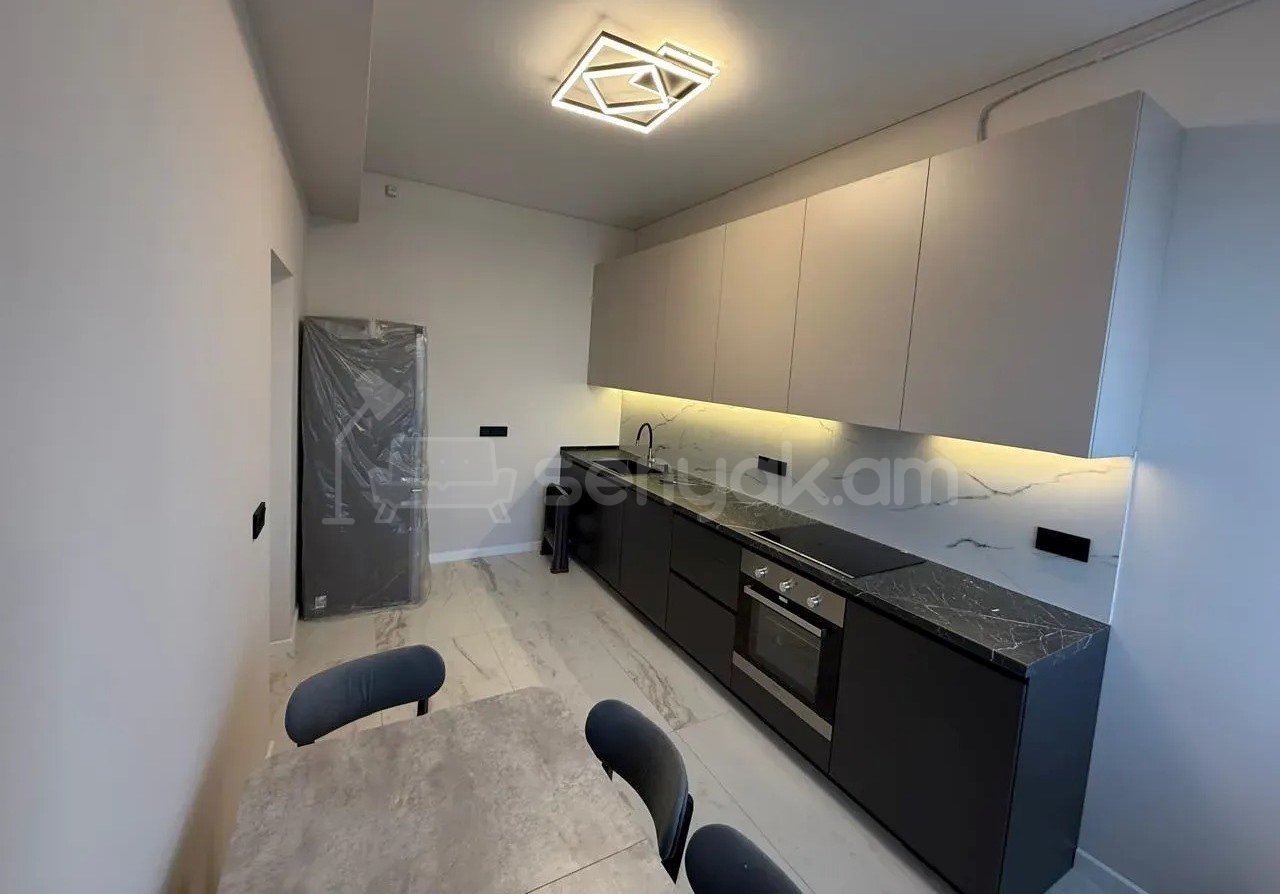 2 Սենյականոց Բնակարան Նորակառույցում, 72քմ, 3/11 հարկ, Կապիտալ Վերանորոգված