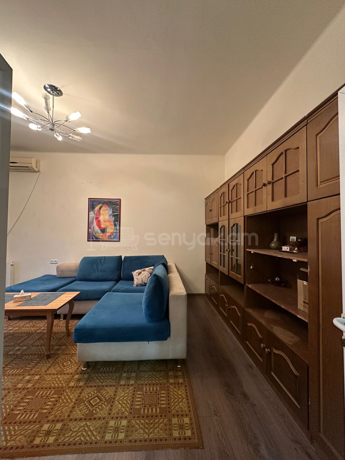 1 Սենյականոց Բնակարան Քարե Շենքում, 50քմ, 3/5 հարկ, Նորմալ Վիճակում, Կահավորված