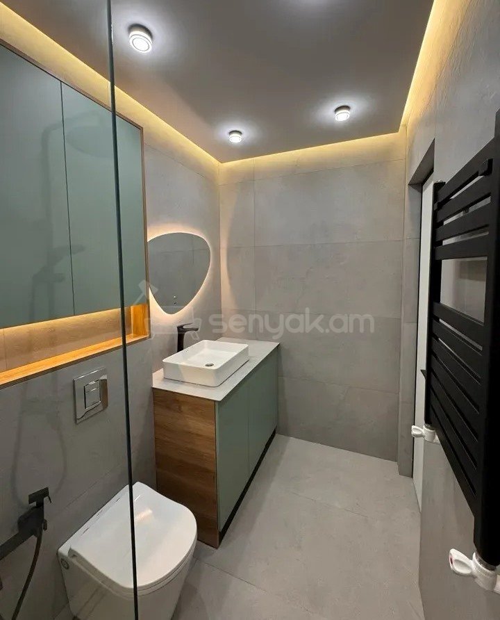 2 Սենյականոց Բնակարան Նորակառույցում, 61քմ, 9/16 հարկ, Դիզայներական Վերանորոգված