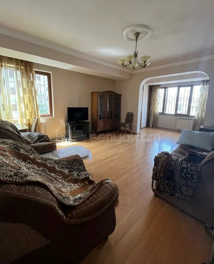 3 Սենյականոց Բնակարան, 69քմ, 2/14 հարկ, Կապիտալ Վերանորոգված