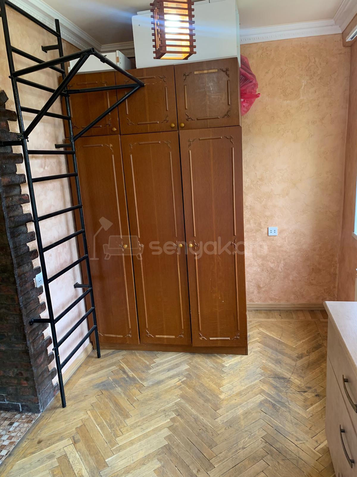 2 Սենյականոց Բնակարան Քարե Շենքում, 56քմ, 4/5 հարկ, Կապիտալ Վերանորոգված, Կահավորված, Արևկող