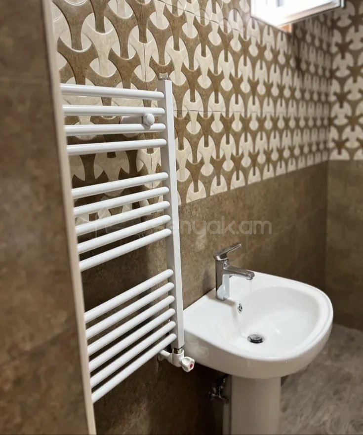 2 Սենյականոց Բնակարան Քարե Շենքում, 57քմ, 1/1 հարկ, Կապիտալ Վերանորոգված, Կահավորված