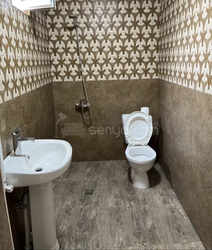 2 Սենյականոց Բնակարան Քարե Շենքում, 57քմ, 1/1 հարկ, Կապիտալ Վերանորոգված, Կահավորված