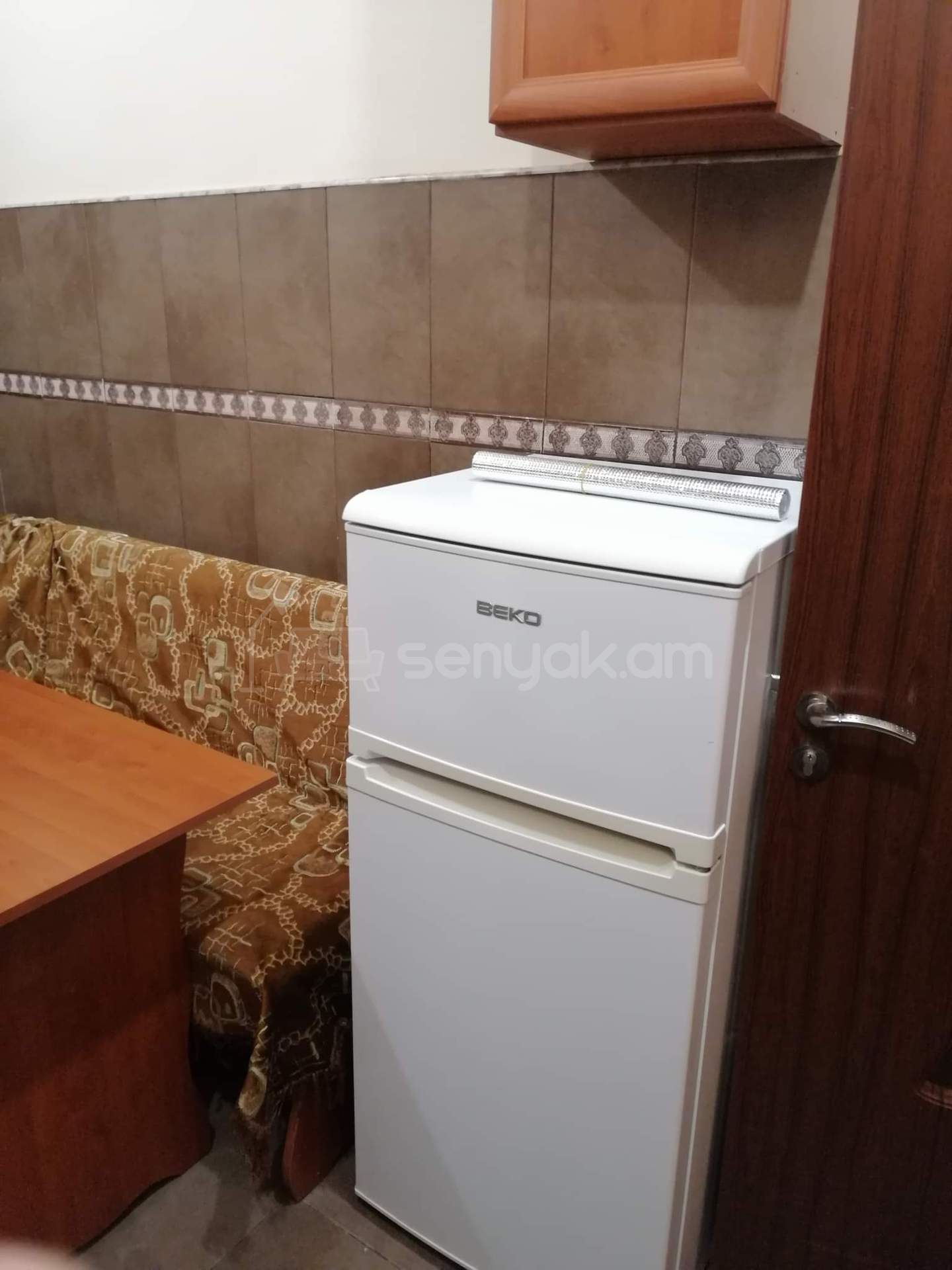 2 Սենյականոց Բնակարան Քարե Շենքում, 61քմ, 1/9 հարկ, Կապիտալ Վերանորոգված, Կահավորված, Արևկող