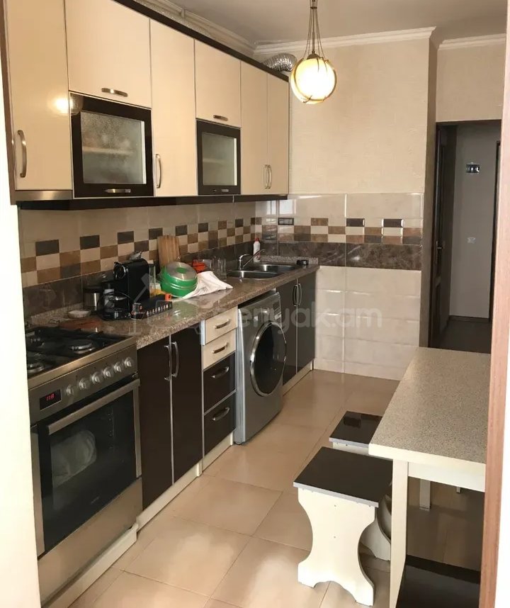 1 Սենյականոց Բնակարան Քարե Շենքում, 48քմ, 1/5 հարկ, Կապիտալ Վերանորոգված, Կահավորված, Արևկող