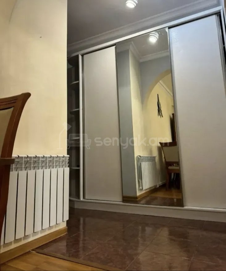 2 Սենյականոց Բնակարան, 48քմ, 6/9 հարկ, Նորմալ Վիճակում, Կահավորված, Արևկող