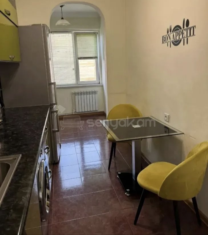 2 Սենյականոց Բնակարան, 48քմ, 6/9 հարկ, Նորմալ Վիճակում, Կահավորված, Արևկող