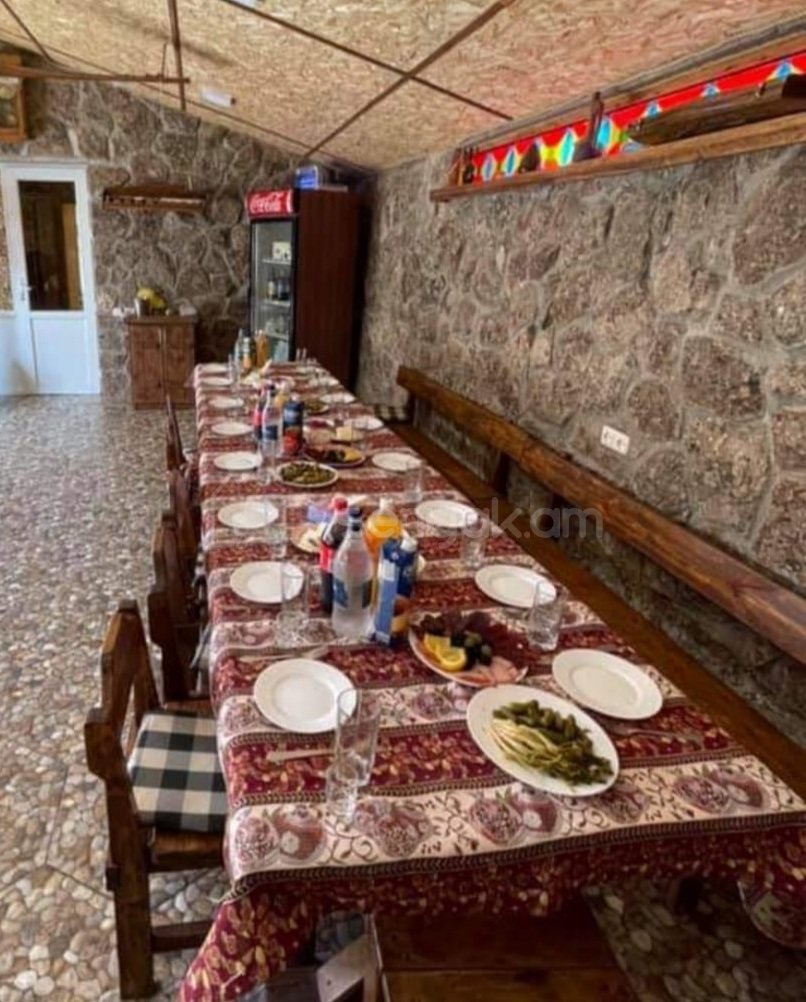 4 Սենյականոց Շքեղ Առանձնատուն, 200քմ, Լողավազանով