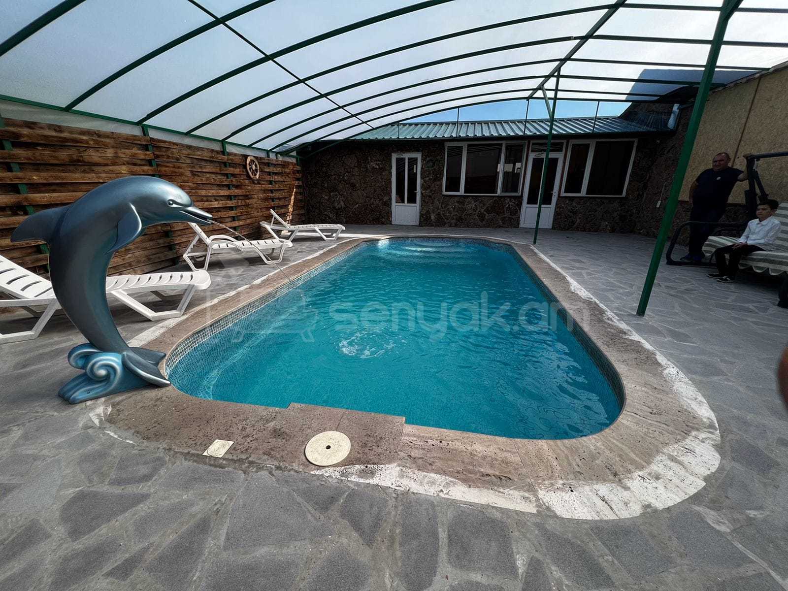 4 Սենյականոց Շքեղ Առանձնատուն, 200քմ, Լողավազանով