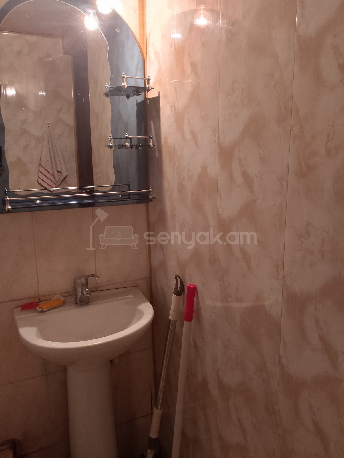 2 Սենյականոց Սեփական Տուն, 50քմ, Կոսմետիկ Վերանորոգված, Կահավորված