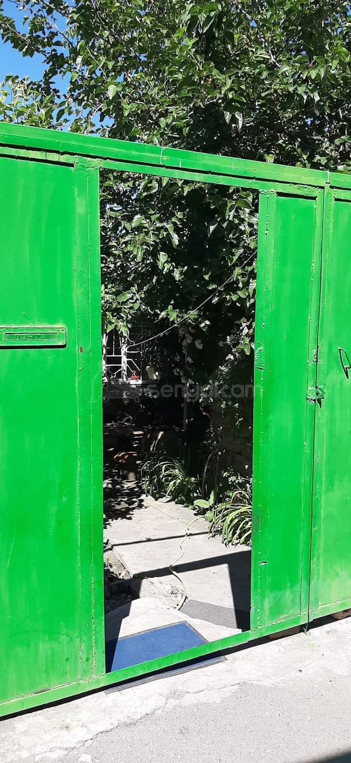 2 Սենյականոց Սեփական Տուն, 50քմ, Կոսմետիկ Վերանորոգված, Կահավորված