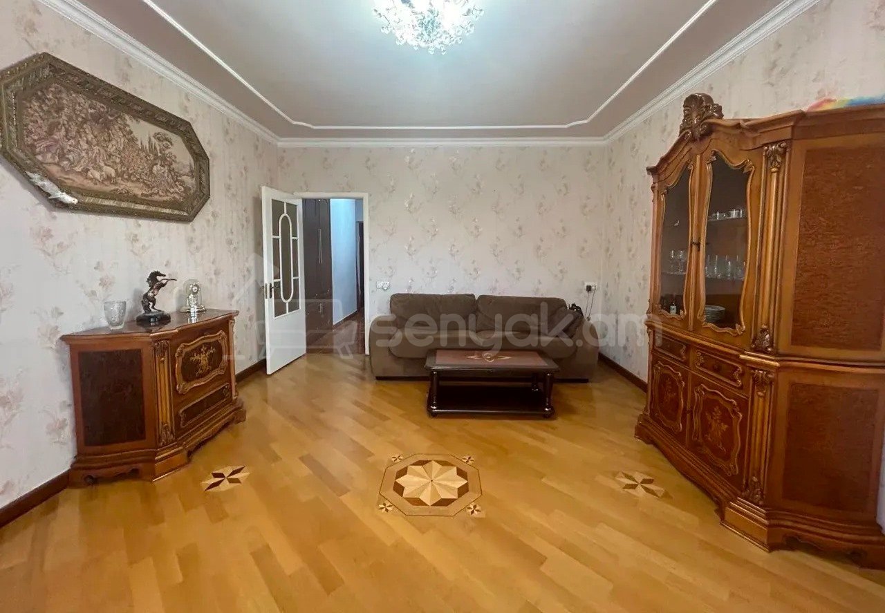 3 Սենյականոց Բնակարան, 61քմ, 5/12 հարկ, Կապիտալ Վերանորոգված