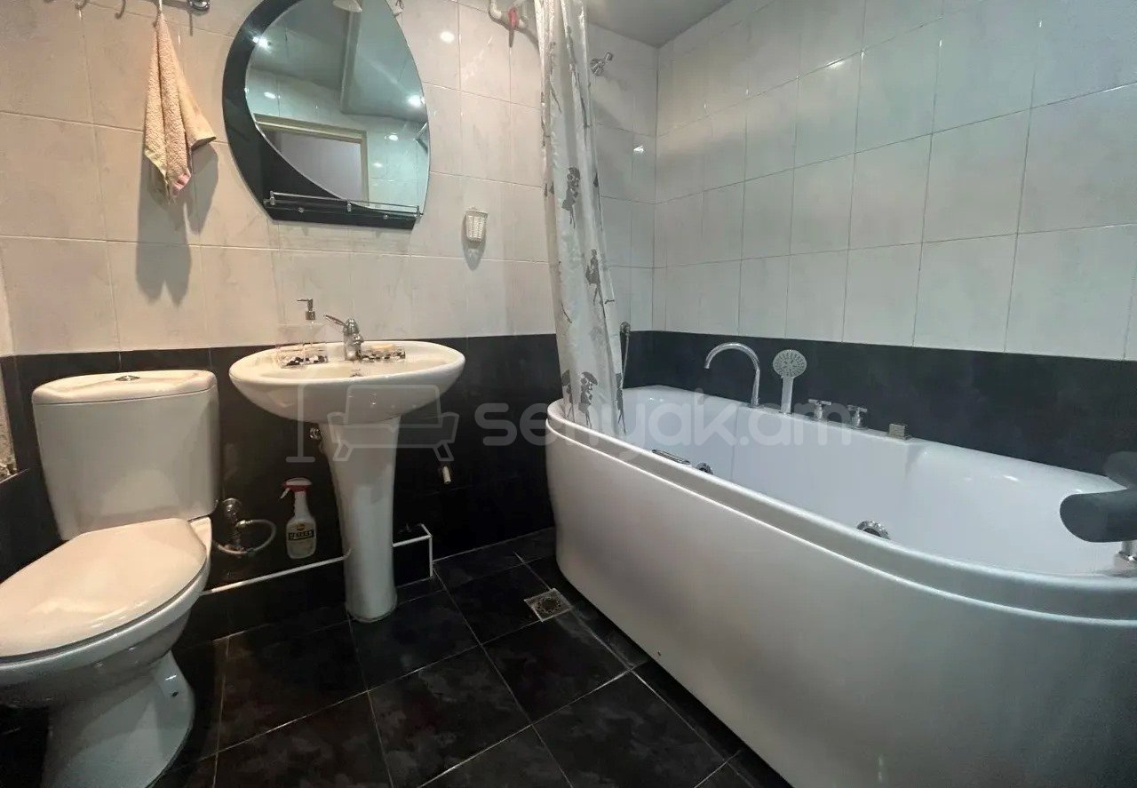 3 Սենյականոց Բնակարան, 61քմ, 5/12 հարկ, Կապիտալ Վերանորոգված