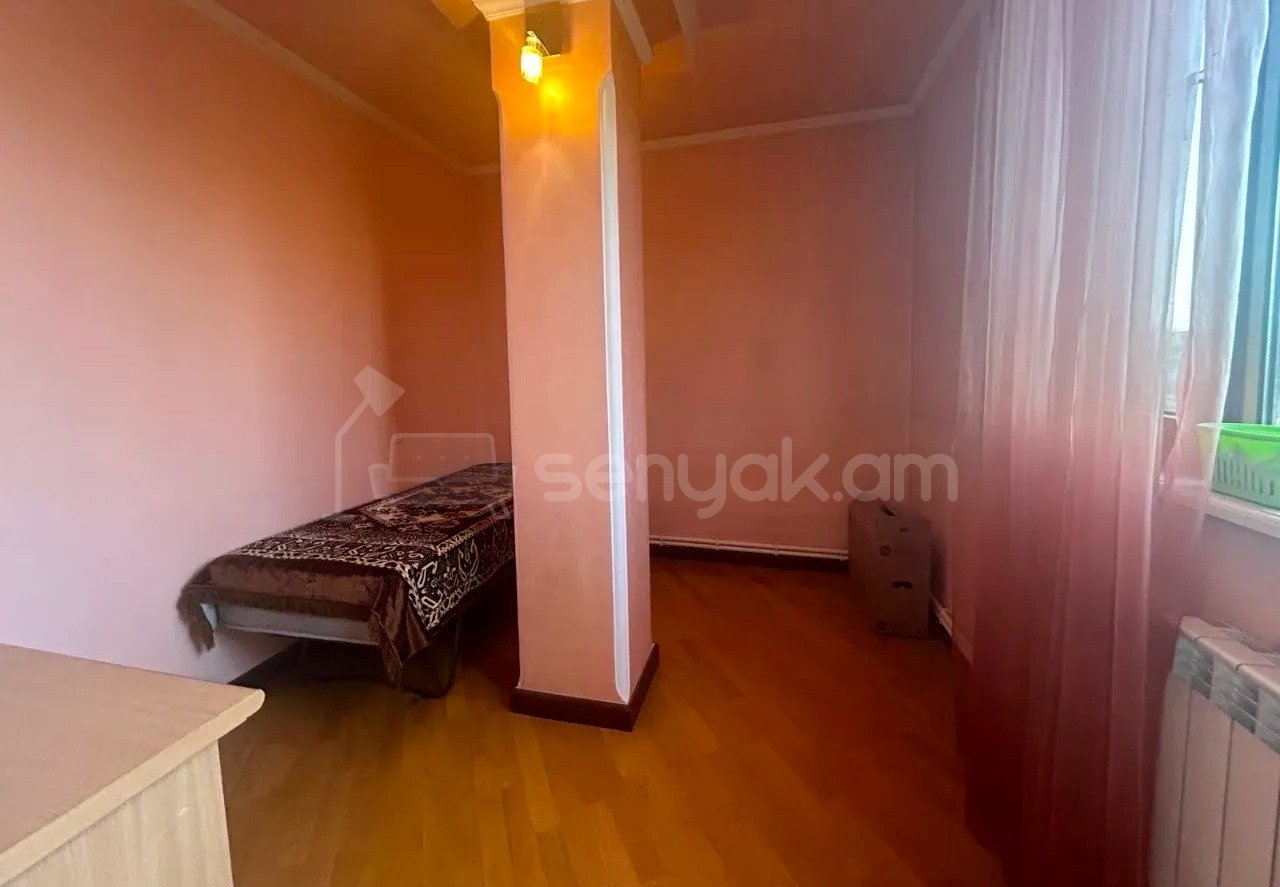 3 Սենյականոց Բնակարան, 61քմ, 5/12 հարկ, Կապիտալ Վերանորոգված