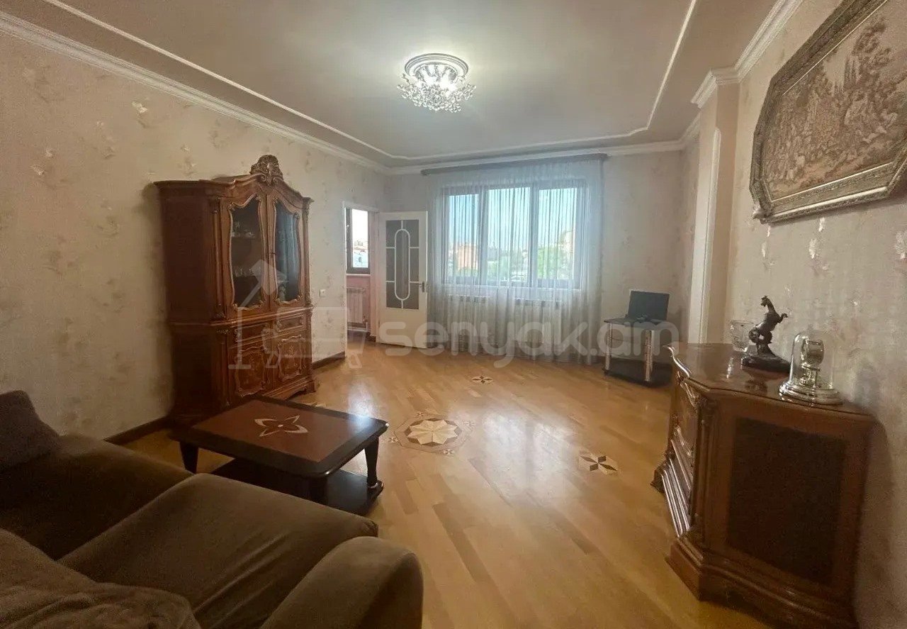 3 Սենյականոց Բնակարան, 61քմ, 5/12 հարկ, Կապիտալ Վերանորոգված