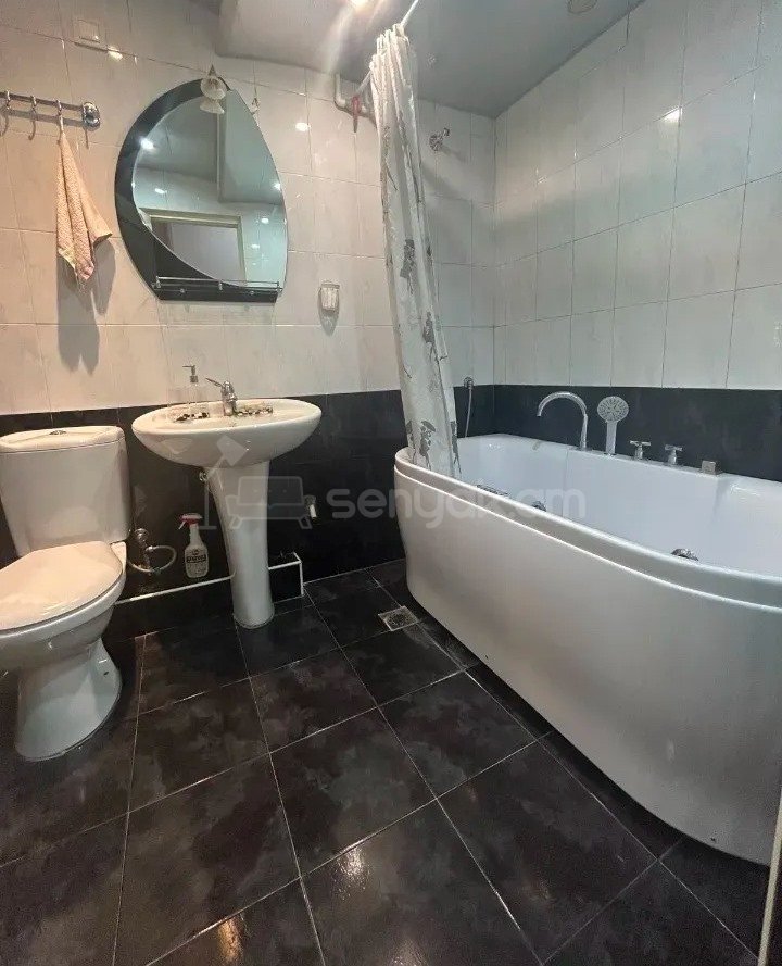 3 Սենյականոց Բնակարան, 61քմ, 5/12 հարկ, Կապիտալ Վերանորոգված