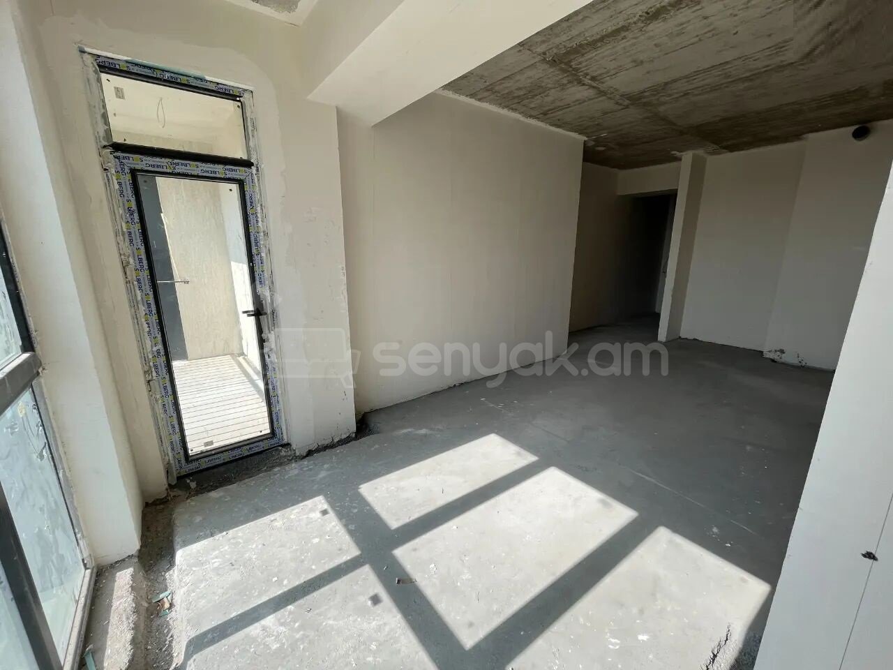 2 Սենյականոց Բնակարան, 51քմ, 3/14 հարկ, Զրոյական Վիճակում