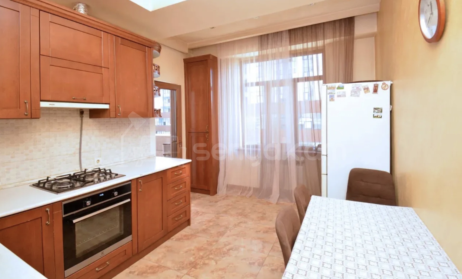 3 Սենյականոց Բնակարան, 104քմ, 4/16 հարկ, Կապիտալ Վերանորոգված