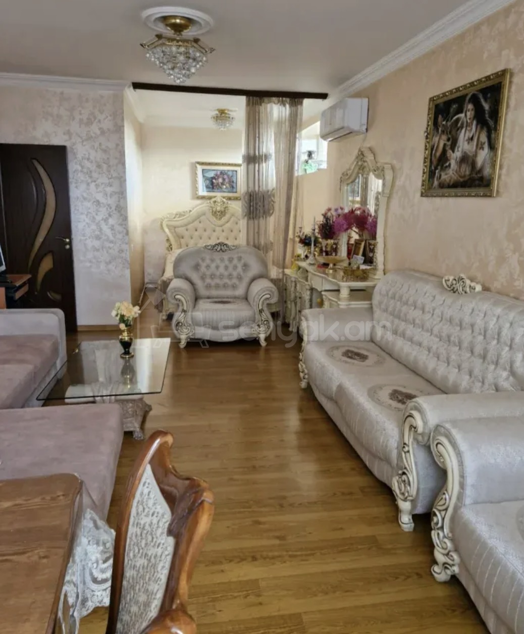 2 Սենյականոց Բնակարան Քարե Շենքում, 66քմ, 2/5 հարկ, Կապիտալ Վերանորոգված