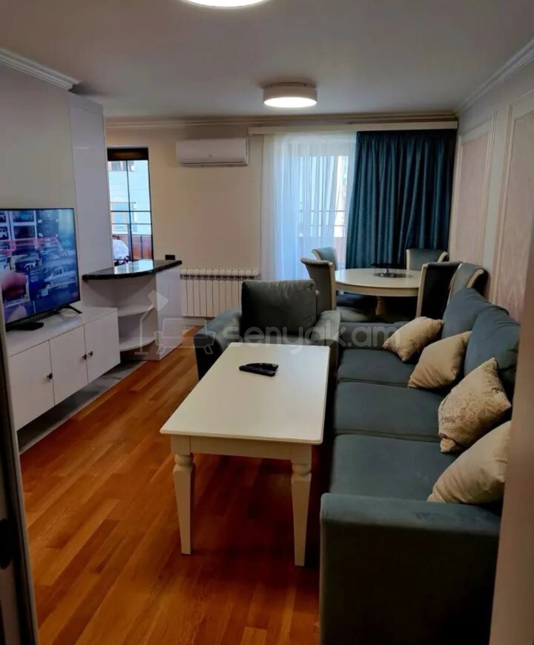 3 Սենյականոց Բնակարան Քարե Շենքում, 48քմ, 5/5 հարկ, Դիզայներական Վերանորոգված