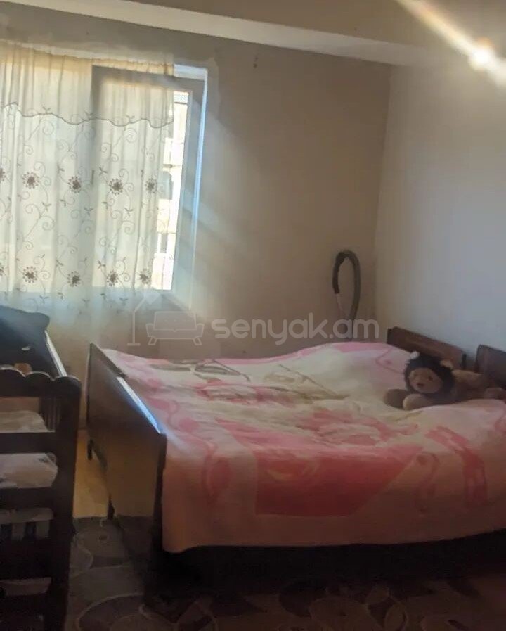 3 Սենյականոց Բնակարան, 80քմ, 7/14 հարկ, Նորմալ Վիճակում