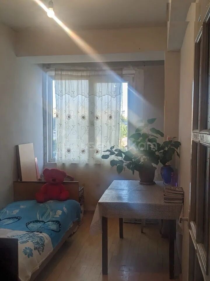 3 Սենյականոց Բնակարան, 80քմ, 7/14 հարկ, Նորմալ Վիճակում