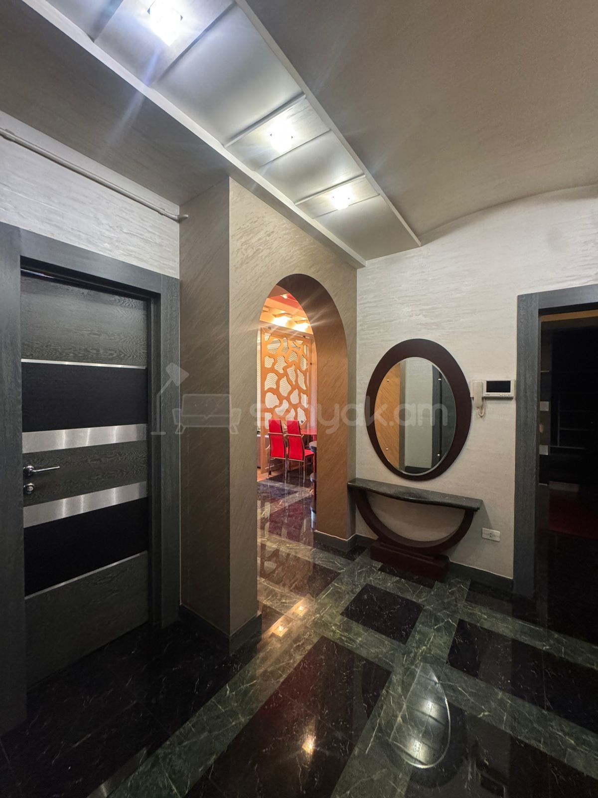 3 Սենյականոց Բնակարան, 93քմ, 5/9 հարկ, Կապիտալ Վերանորոգված