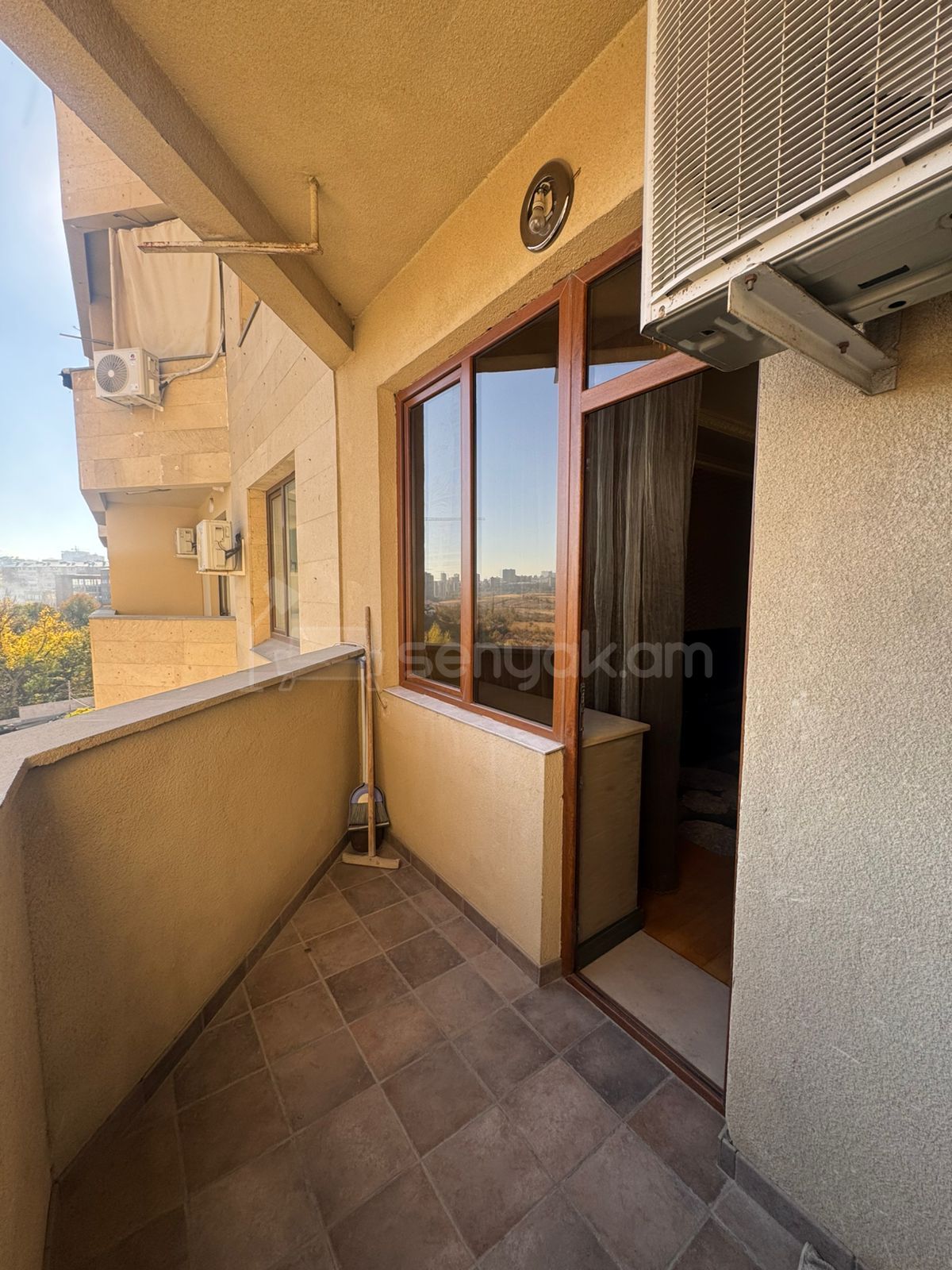 3 Սենյականոց Բնակարան, 93քմ, 5/9 հարկ, Կապիտալ Վերանորոգված