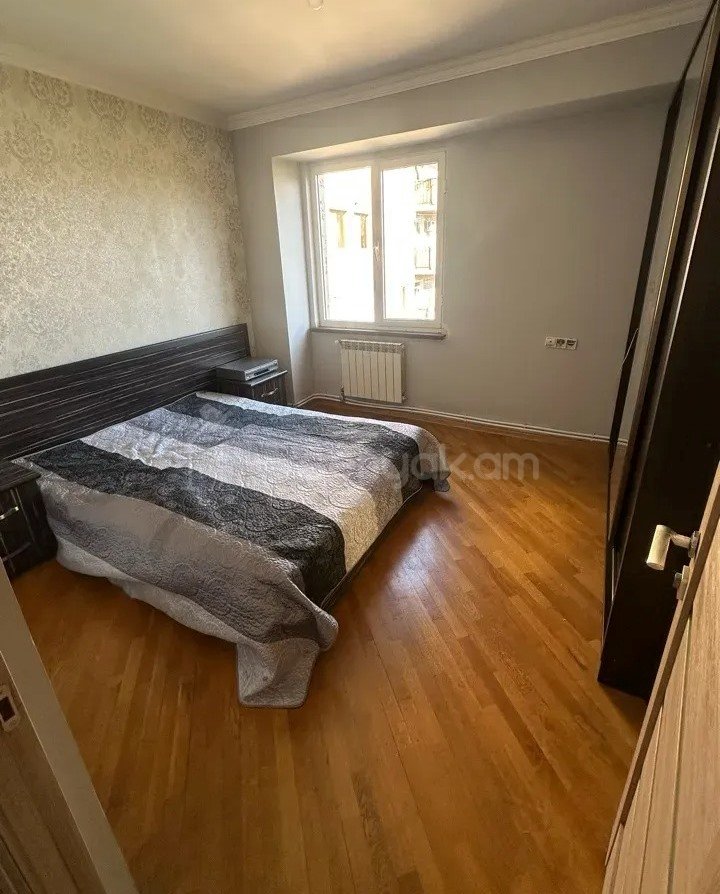 4 Սենյականոց Բնակարան, 85քմ, 8/9 հարկ, Կոսմետիկ Վերանորոգված