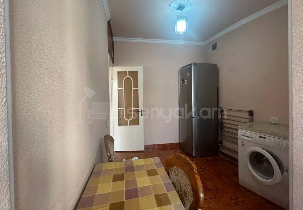 3 Սենյականոց Բնակարան, 61քմ, 5/12 հարկ, Կապիտալ Վերանորոգված