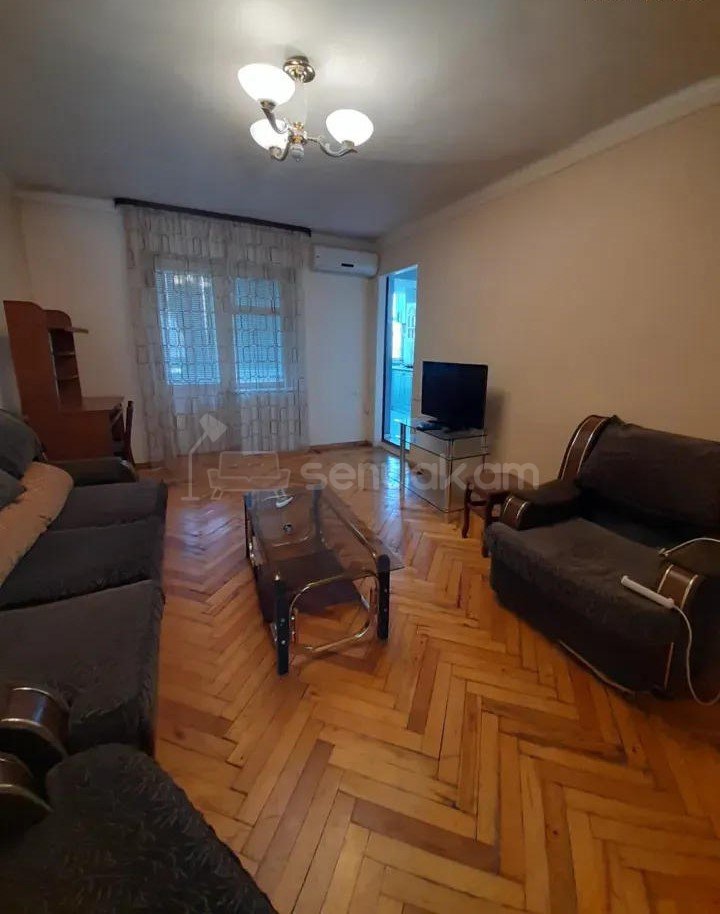 2 Սենյականոց Բնակարան Քարե Շենքում, 57քմ, 5/5 հարկ, Նորմալ Վիճակում