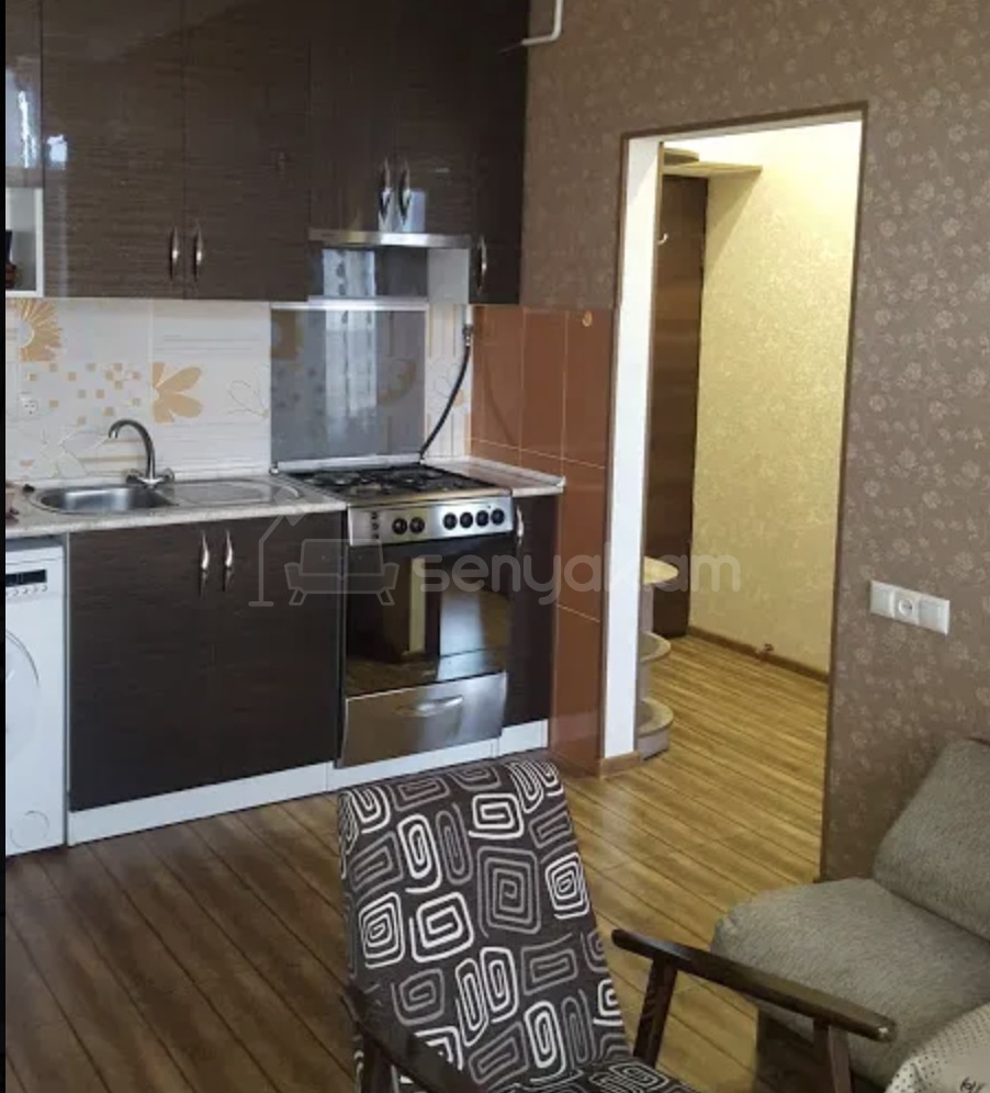 2 Սենյականոց Բնակարան Քարե Շենքում, 35քմ, 4/4 հարկ, Կապիտալ Վերանորոգված