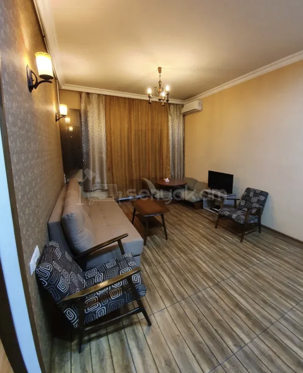 2 Սենյականոց Բնակարան Քարե Շենքում, 35քմ, 4/4 հարկ, Կապիտալ Վերանորոգված