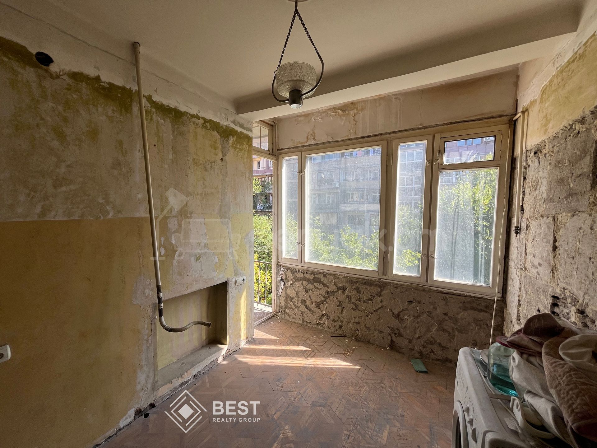 2 Սենյականոց Բնակարան Քարե Շենքում, 67քմ, 5/7 հարկ, Զրոյական Վիճակում