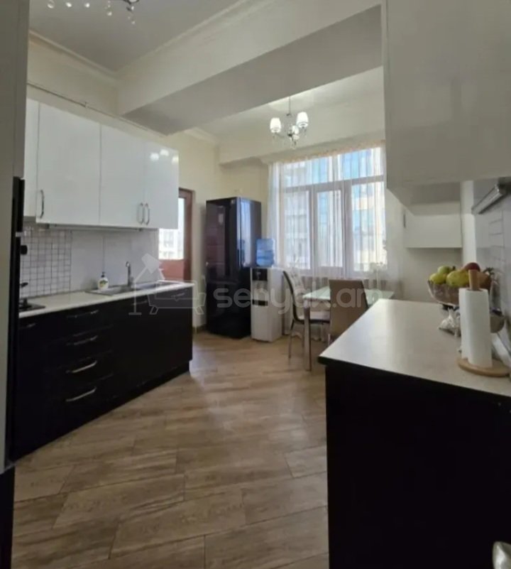 3 Սենյականոց Բնակարան Նորակառույցում, 105քմ, 8/16 հարկ, Կապիտալ Վերանորոգված