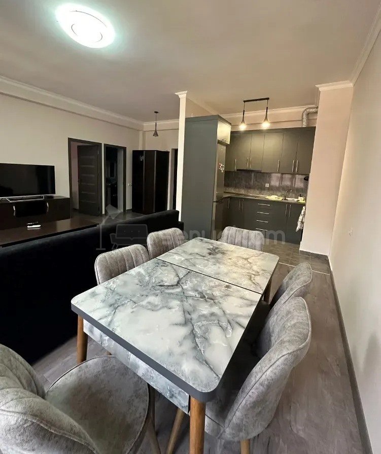 2 Սենյականոց Բնակարան Նորակառույցում, 56քմ, 5/10 հարկ, Կապիտալ Վերանորոգված