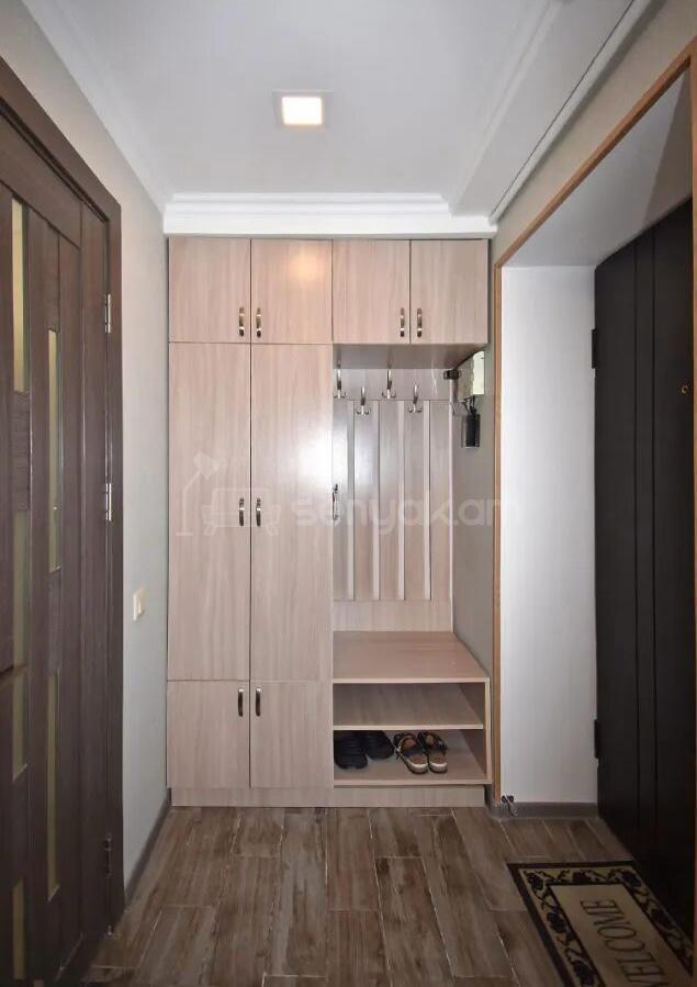 2 Սենյականոց Բնակարան, 38քմ, 3/5 հարկ, Դիզայներական Վերանորոգված