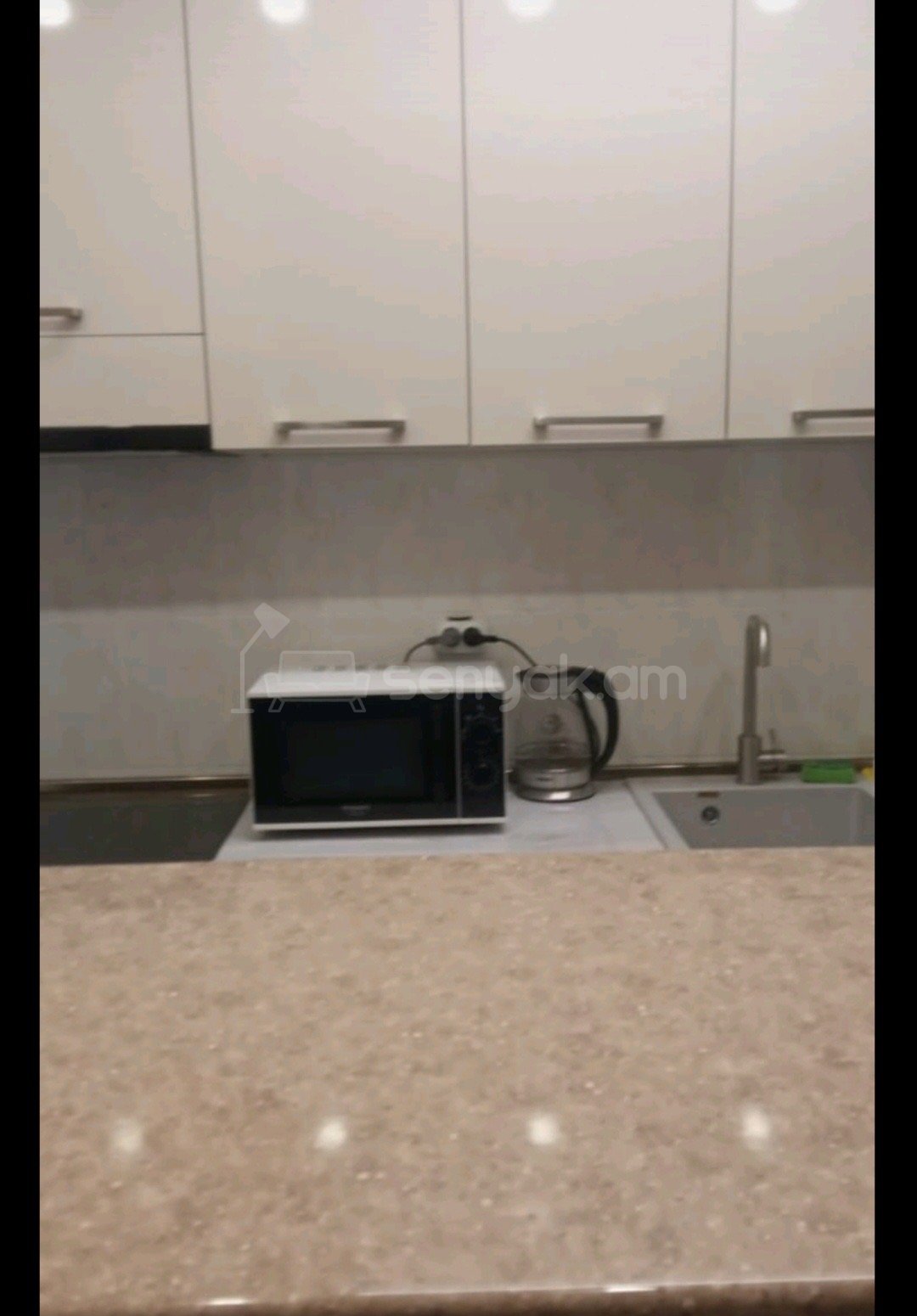 2 Սենյականոց Բնակարան Քարե Շենքում, 50քմ, 5/5 հարկ, Կապիտալ Վերանորոգված, Կահավորված, Արևկող