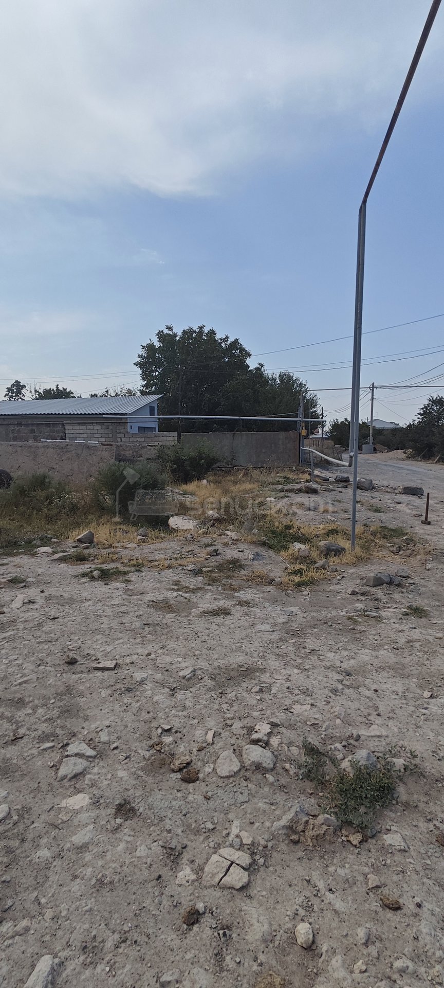 Բնակելի Նշանակության Հողատարածք, 400քմ, Խմելու Ջրով, Էլեկտրականությամբ