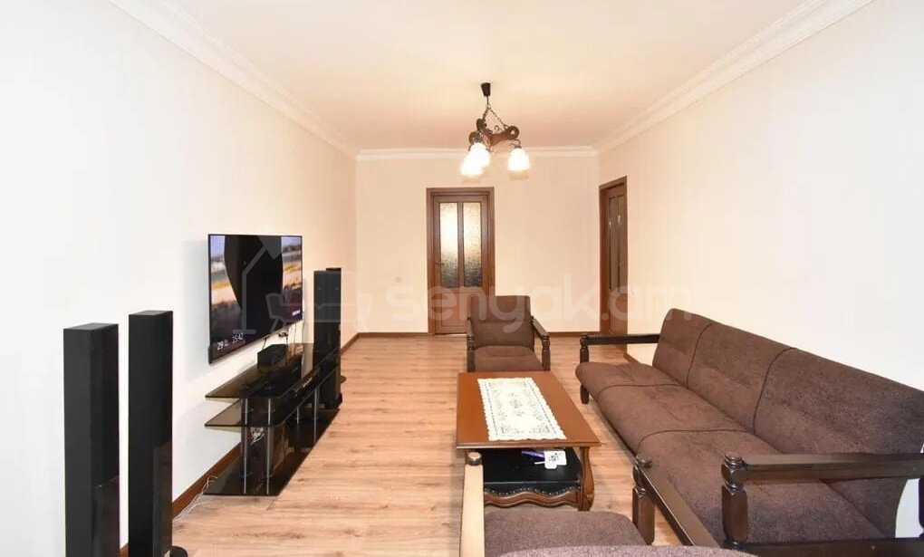 2 Սենյականոց Բնակարան Քարե Շենքում, 70քմ, 1/4 հարկ, Կապիտալ Վերանորոգված, Կահավորված