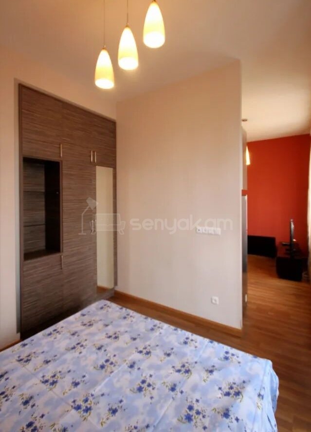 2 Սենյականոց Բնակարան Քարե Շենքում, 40քմ, 3/4 հարկ, Դիզայներական Վերանորոգված, Կահավորված