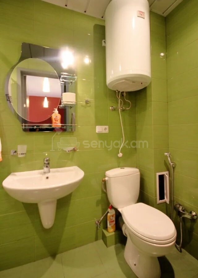 2 Սենյականոց Բնակարան Քարե Շենքում, 40քմ, 3/4 հարկ, Դիզայներական Վերանորոգված, Կահավորված