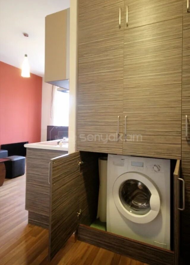 2 Սենյականոց Բնակարան Քարե Շենքում, 40քմ, 3/4 հարկ, Դիզայներական Վերանորոգված, Կահավորված