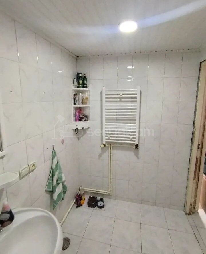 3 Սենյականոց Բնակարան, 83քմ, 11/14 հարկ, Նորմալ Վիճակում