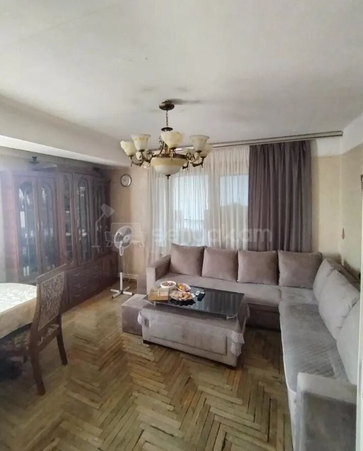 3 Սենյականոց Բնակարան, 83քմ, 11/14 հարկ, Նորմալ Վիճակում