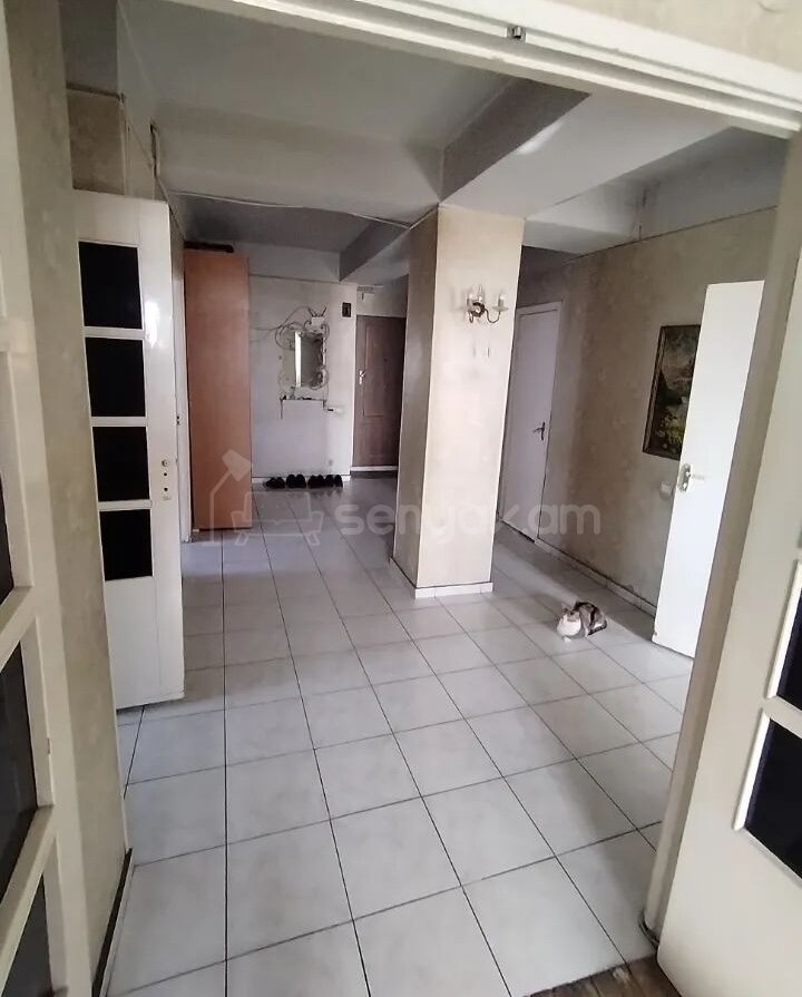 3 Սենյականոց Բնակարան, 83քմ, 11/14 հարկ, Նորմալ Վիճակում