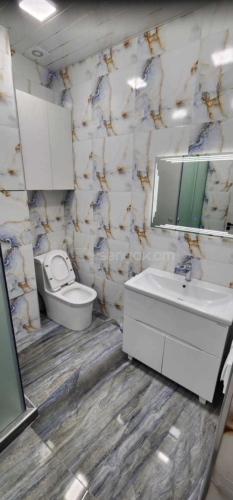 4 Սենյականոց Բնակարան Քարե Շենքում, 100քմ, 2/4 հարկ, Դիզայներական Վերանորոգված, Կահավորված