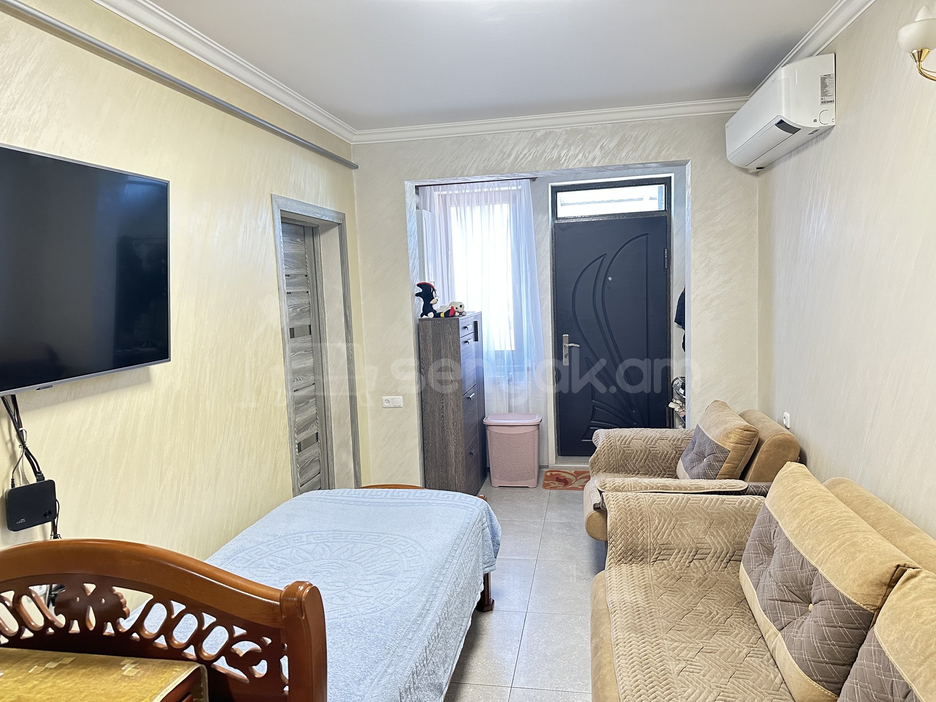 Քնելու Տեղ 2/5 հարկ