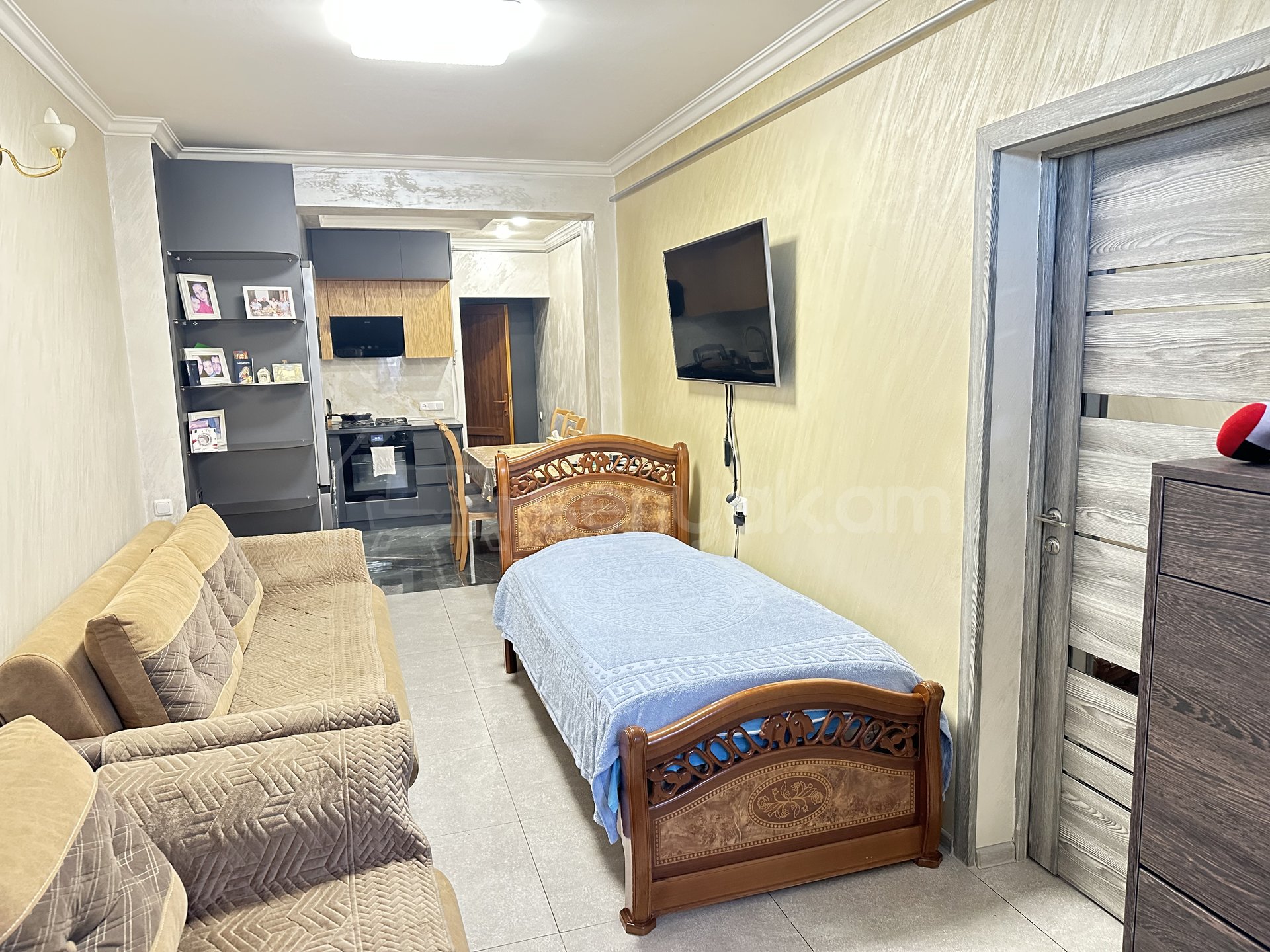 Քնելու Տեղ 2/5 հարկ